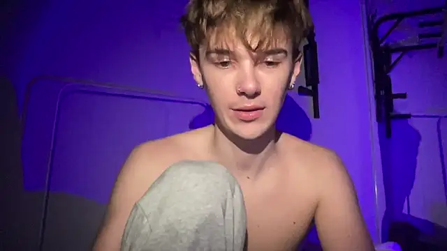 Milk_Guy's cam snapshot