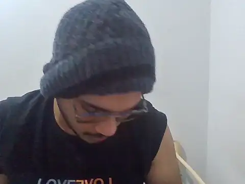 alesssterling's cam snapshot