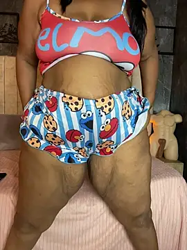 AranzalatinBlaks1's cam snapshot