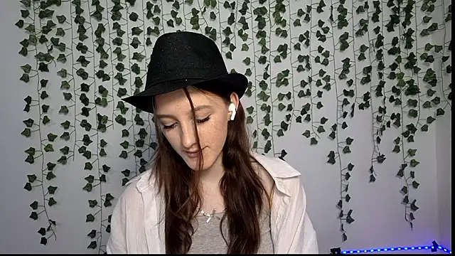 LisaBoddy's cam snapshot