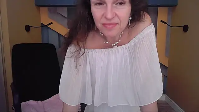 EllaLong's cam snapshot