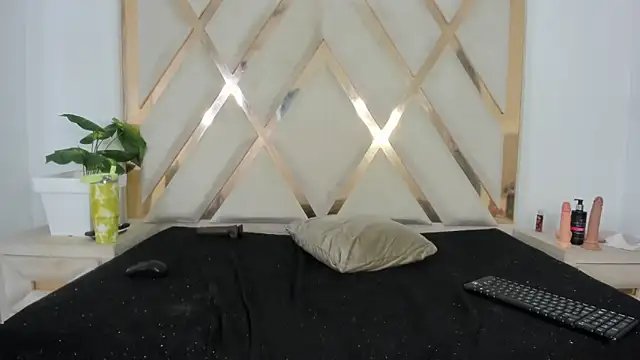 arielasm's cam snapshot