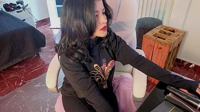 petite_molly_ live sex cam