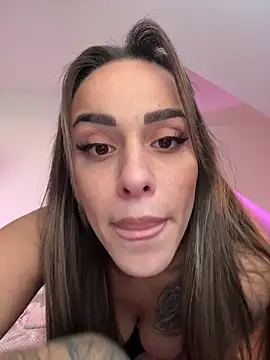 -Alisa's cam snapshot