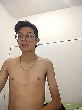 SantiagoRusso18 live sex cam