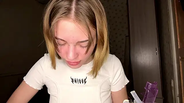 KerieDitti's cam snapshot