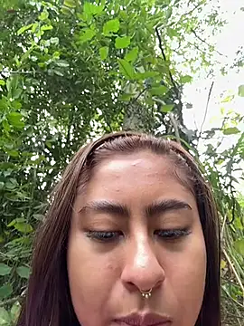 ThamaraGen_'s cam snapshot