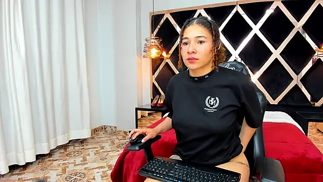 Mia_cartther's cam snapshot