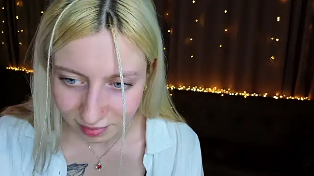 VellaKlaus's cam snapshot