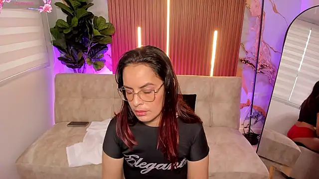 Amanda_Ruiz_'s cam snapshot