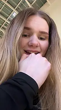 BARAVISHA's cam snapshot