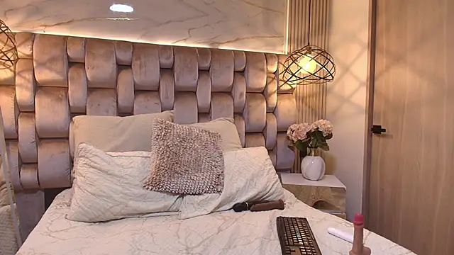 DulceEstrella_'s cam snapshot