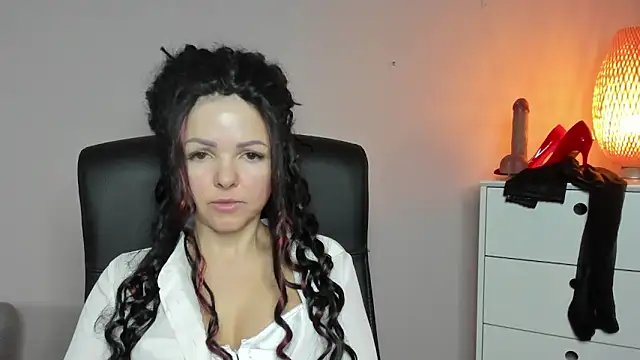 Mollybloom40's cam snapshot