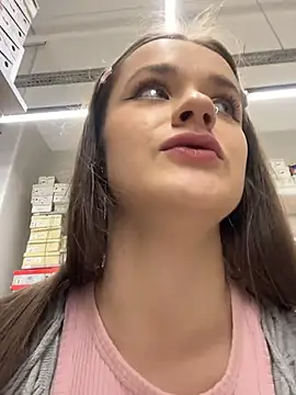 KittyQueeny's cam snapshot