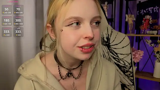 ElvenQueen's cam snapshot