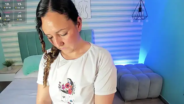 abby_apple's cam snapshot