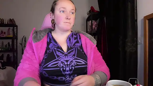 kisicaxx's cam snapshot