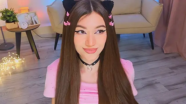 oliviaah_'s cam snapshot