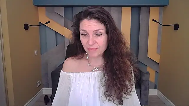 EllaLong's cam snapshot