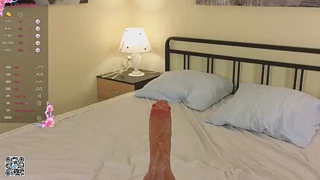 Bonnie_White live sex cam