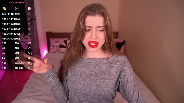 OnlyPenny's cam snapshot