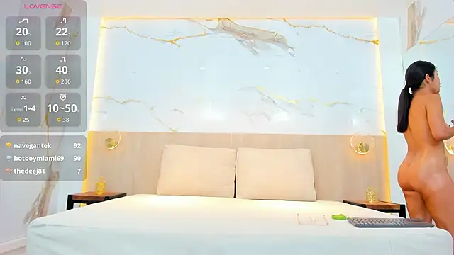 susan_elliot's cam snapshot