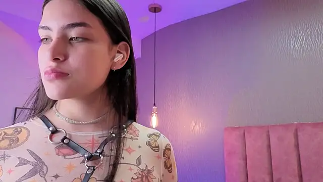 Alexa_Thaylor_'s cam snapshot