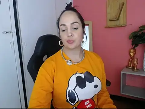 sharon_collin2's cam snapshot