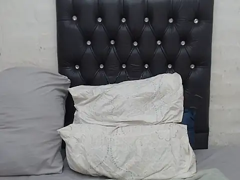 GlowGoddessxx's cam snapshot