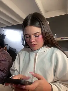 Camila_Duarte2's cam snapshot