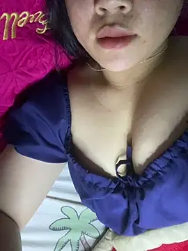 babythree11's cam snapshot