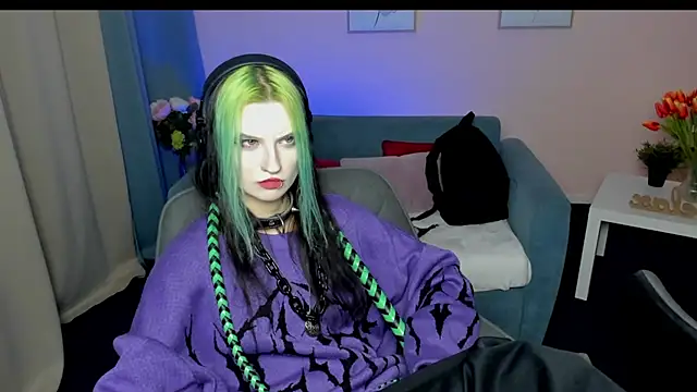 ToxicKittyy's cam snapshot