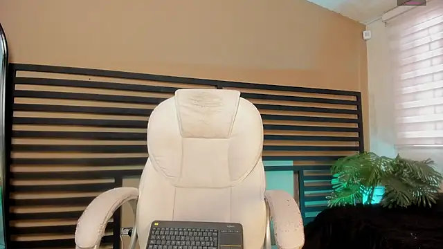 luna_willians's cam snapshot