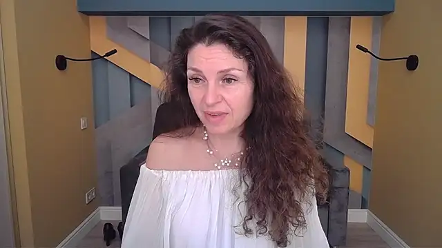 EllaLong's cam snapshot