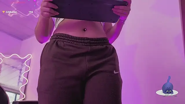 ZURY_TAY's cam snapshot