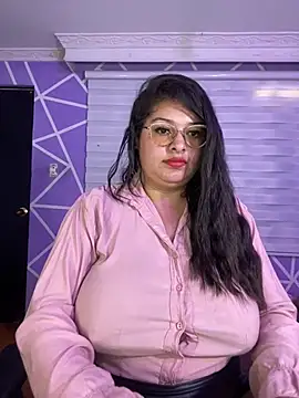 MiiaaJoness's cam snapshot