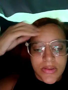 AliceRuivinha2's cam snapshot