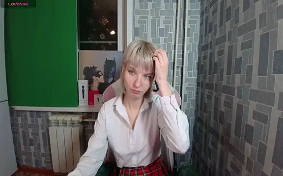 Madelaineses's cam snapshot