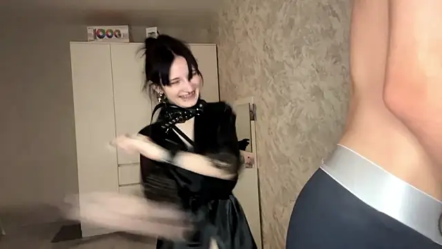 altycouple's cam snapshot