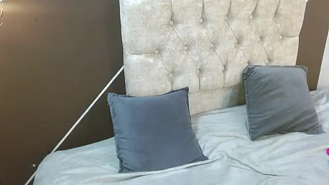 LiaMonroee_'s cam snapshot