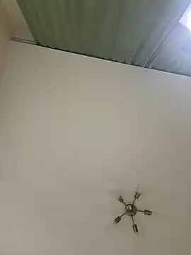 Sweet_Khalifa_ live sex cam