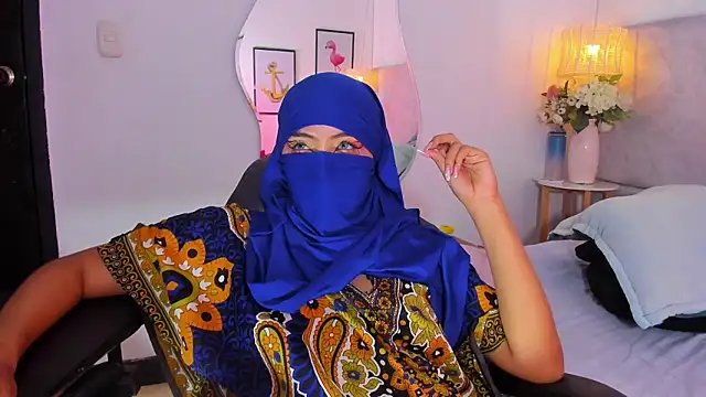 naomiii__'s cam snapshot