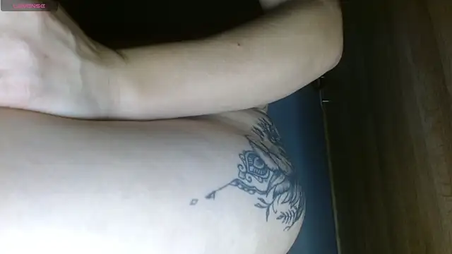 Meriilyn_Monroe724's cam snapshot