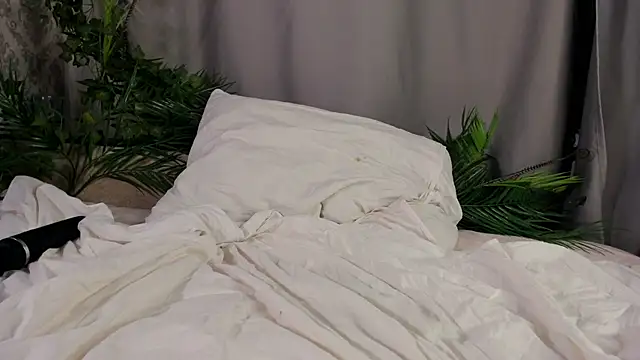 Liyafox's cam snapshot