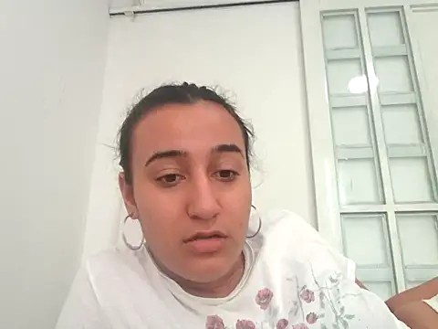 coffeewithmilk_1's cam snapshot