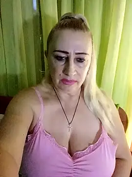 Esenia505's cam snapshot