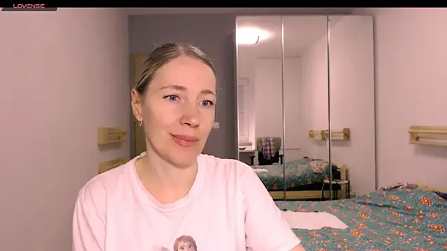 Javelinka's cam snapshot