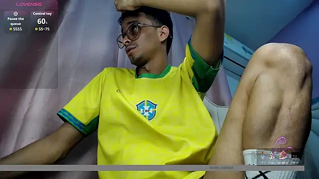 Ares_funn's cam snapshot