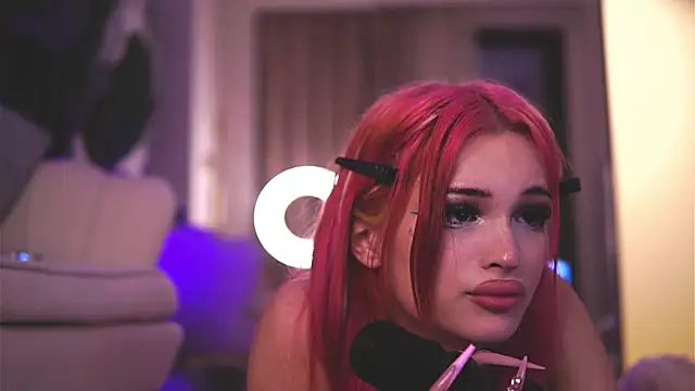 KatiaFinesse live sex cam