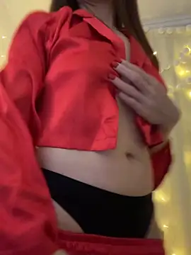 LucieMack's cam snapshot